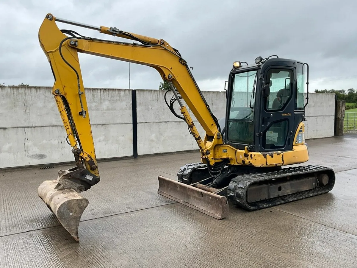 KOMATSU PC55MR-3 5.5 TON MIDI EXCAVATOR - Image 1