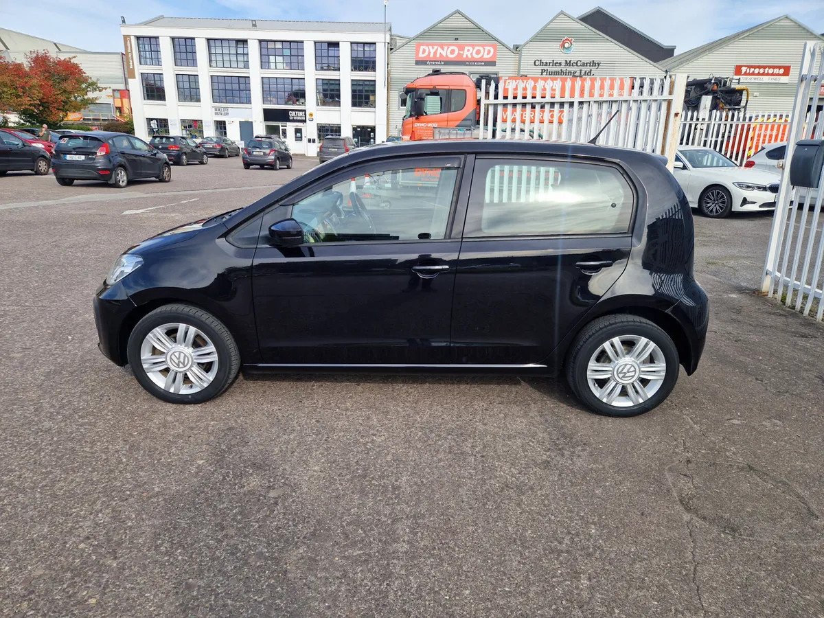 Volkswagen Up 1.0 Petrol Automatic ( Only 56k ) - Image 4