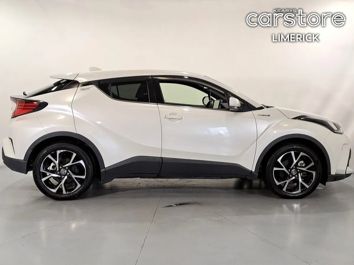 Toyota C-HR 1.8 Hybrid - Image 2