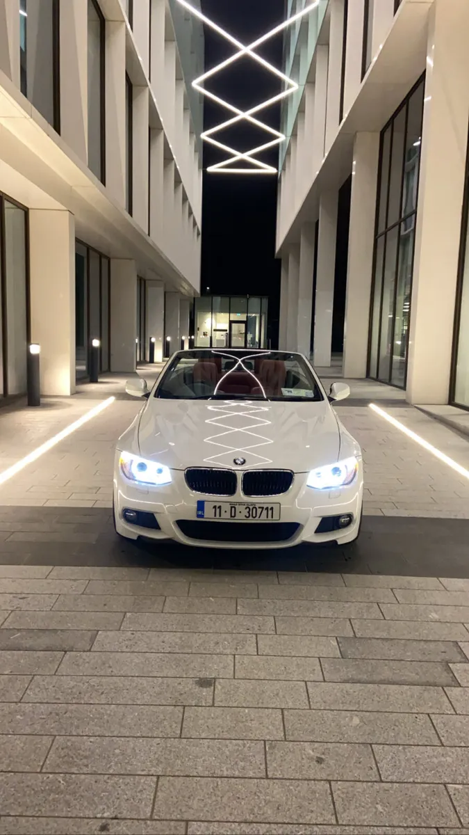 BMW 320d convertible - Image 1