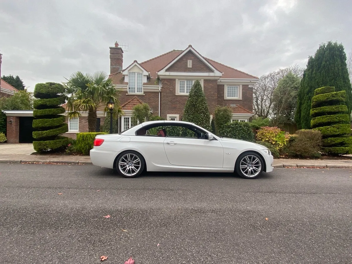 BMW 320d convertible - Image 2