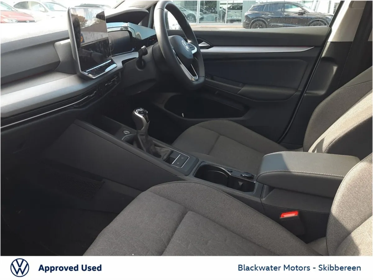Volkswagen Golf GOLF EDITION 75 2.0 TDI 116HP - Image 4