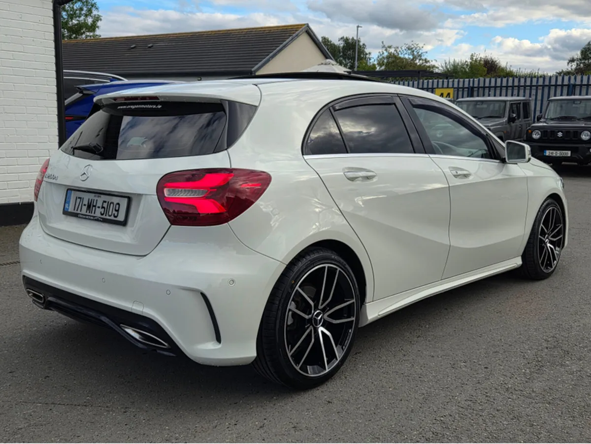 Mercedes-Benz A-Class A200D AMG-LINE PREMIUM+ - Image 4