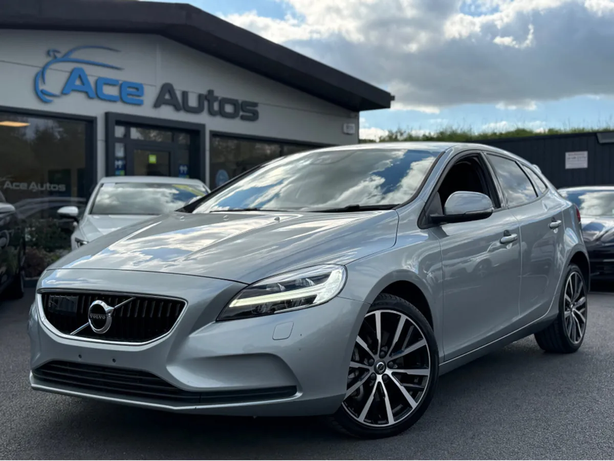 Volvo V40 DYNAMIC - 2.0L DIESEL - AUTO - 12M WARRA - Image 1