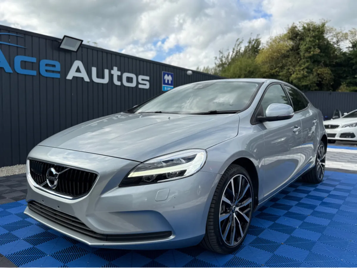 Volvo V40 DYNAMIC - 2.0L DIESEL - AUTO - 12M WARRA - Image 2