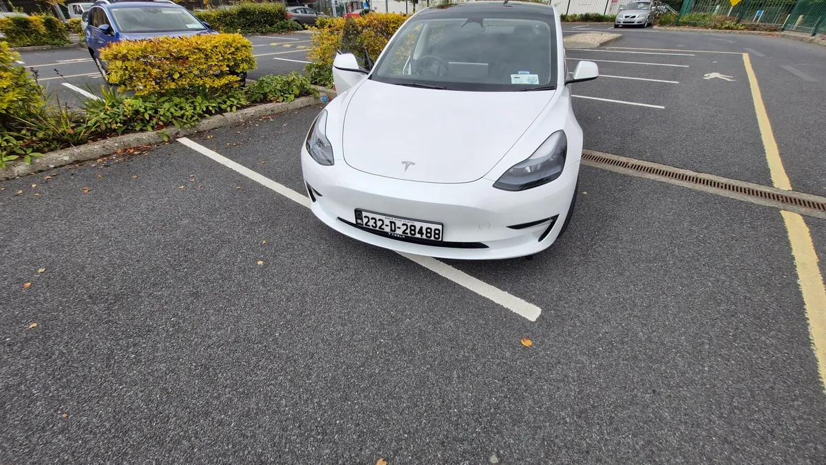 Tesla Model 3 2023 - Image 1
