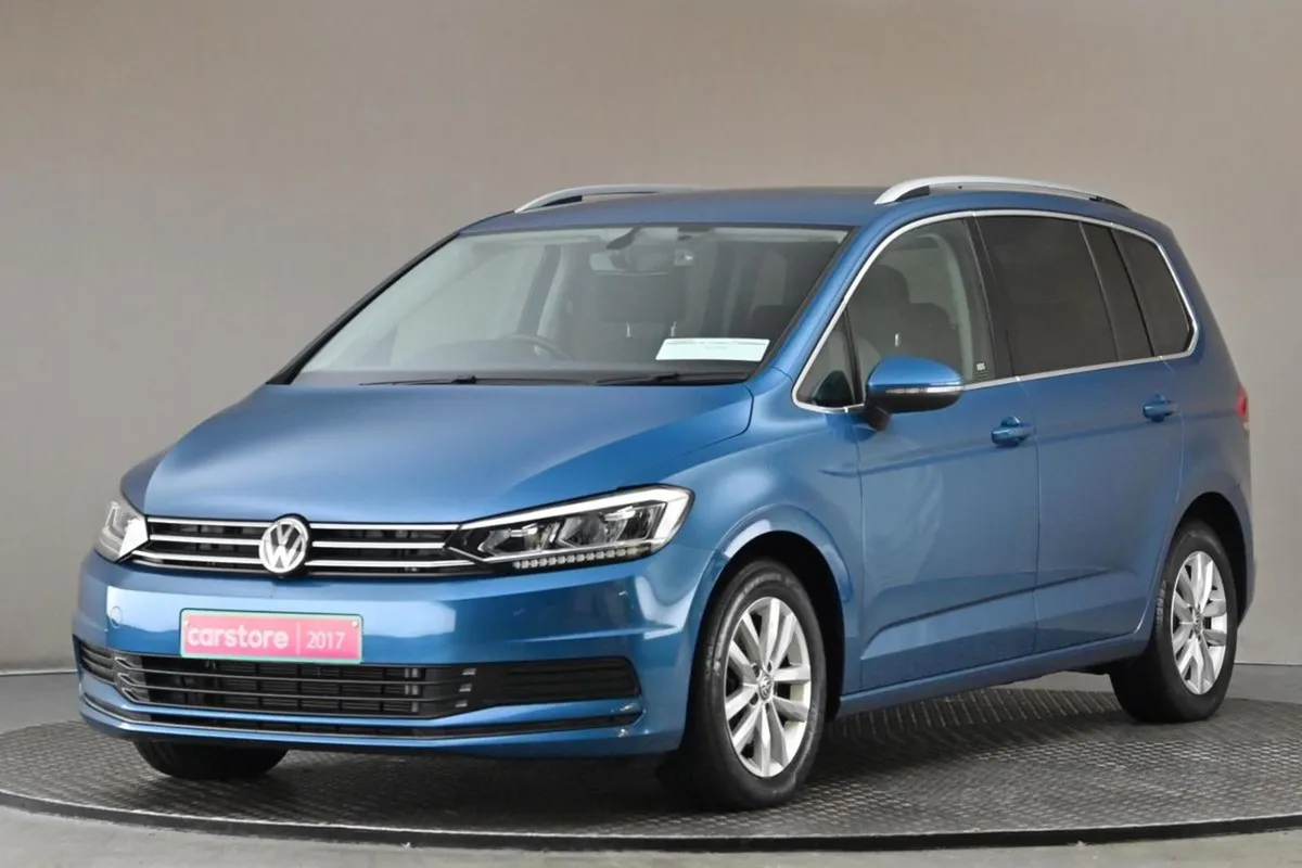 Volkswagen Touran 1.4 TSI DSG Trendline reverse C - Image 3