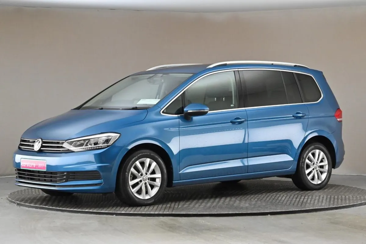 Volkswagen Touran 1.4 TSI DSG Trendline reverse C - Image 4