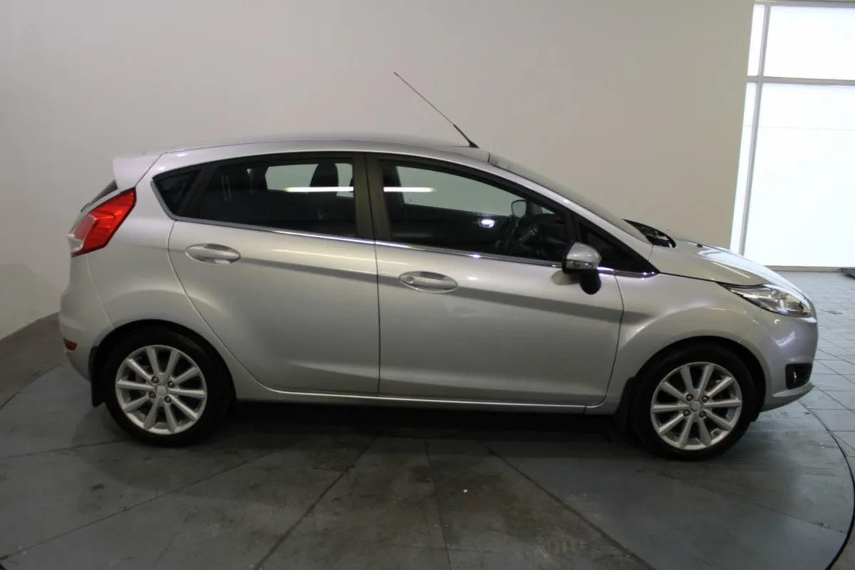 Ford Fiesta 1.25 60ps Titanium - Image 4