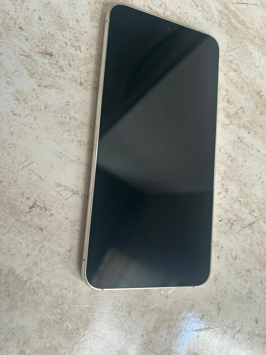 Samsung S23 128gb Dual Sim any Network - Image 1