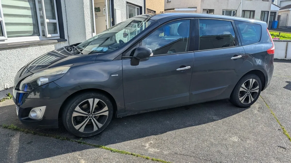 Renault Grand Scenic 2012 1.5 dci Bose edition - Image 1
