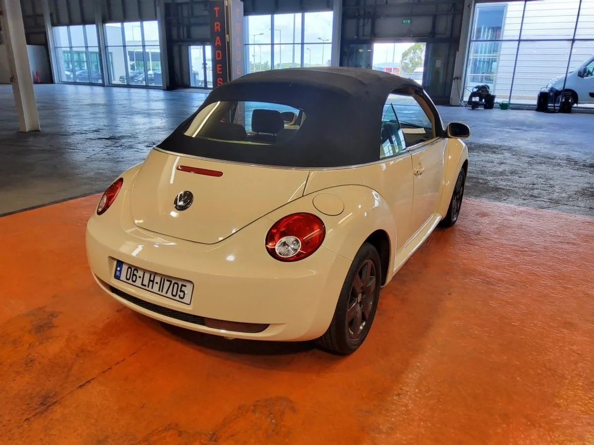 Volkswagen Beetle 1.4 Cabriolet - Image 3