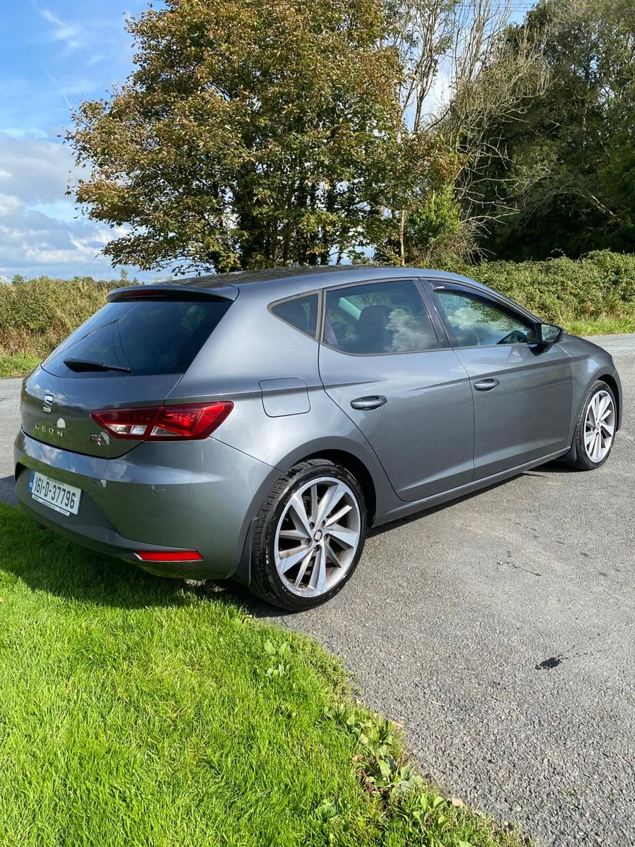 161 SEAT Leon FR 2.0TDI.. Full Service History - Image 4