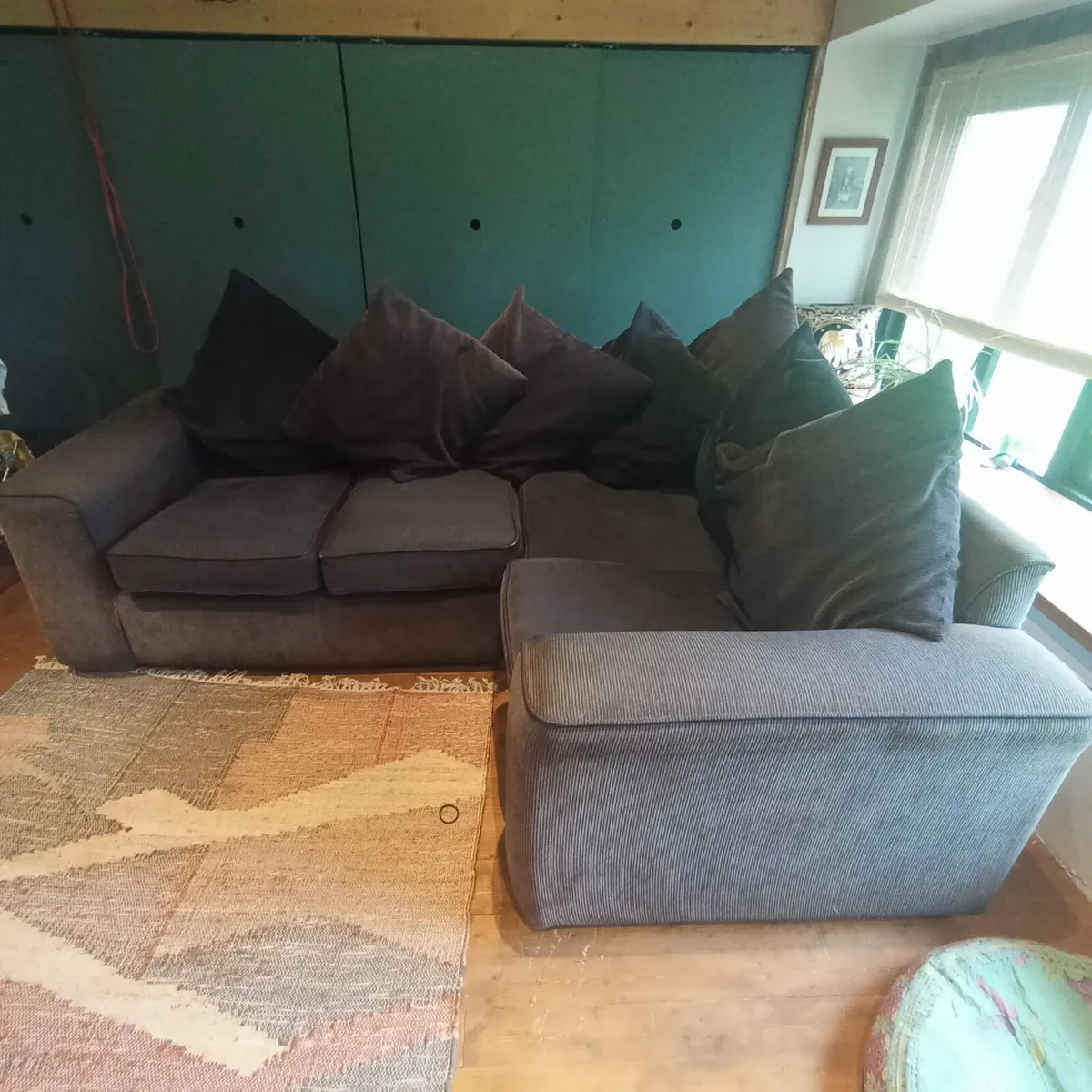 Corner sofa - Image 1