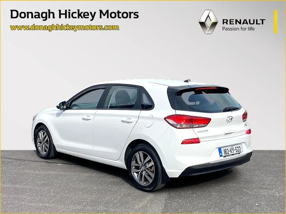 Hyundai i30 1.6 Diesel Deluxe - Image 3