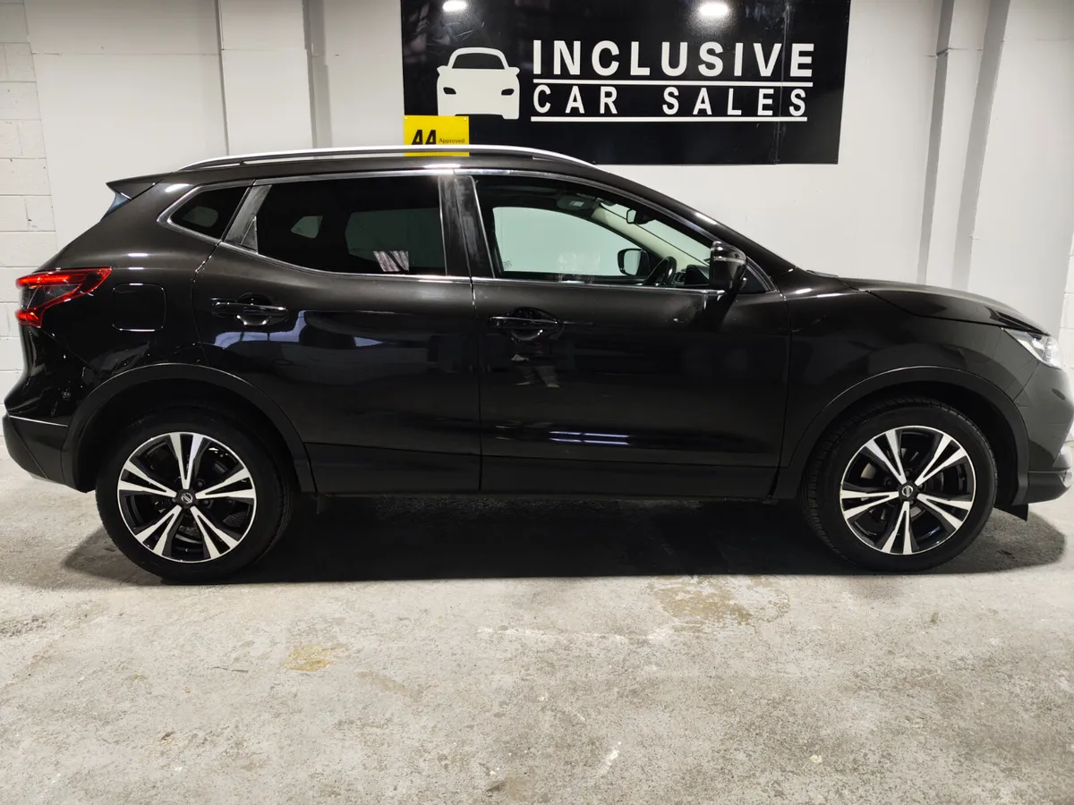 Nissan Qashqai 2017 1.5 DIESEL N-CONNECTA PAN ROOF - Image 4