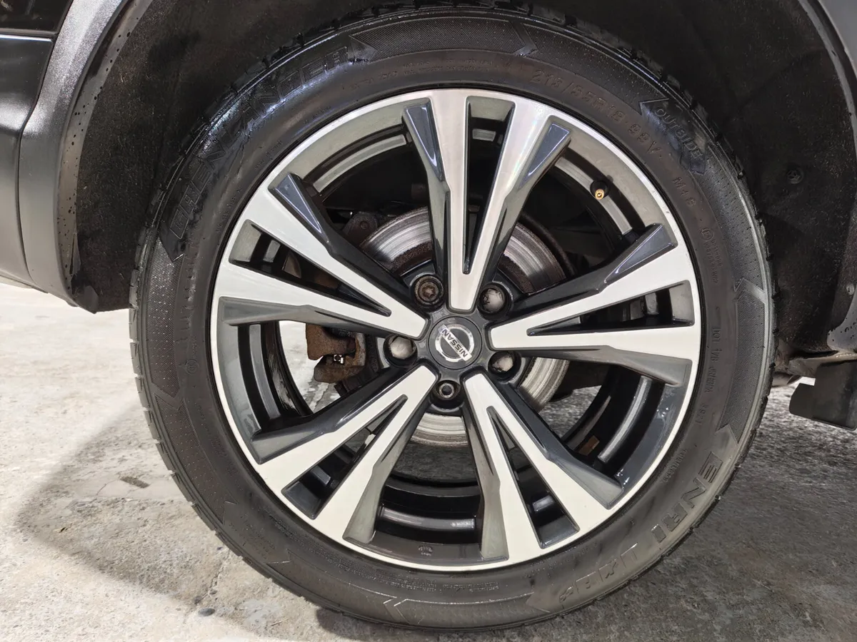Nissan Qashqai 2017 1.5 DIESEL N-CONNECTA PAN ROOF - Image 3