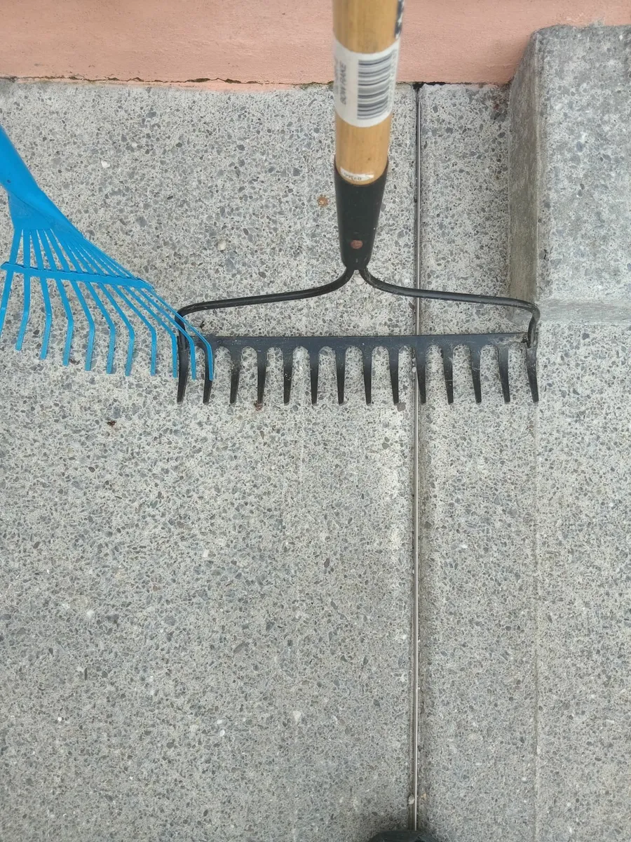 Garden rakes and lawn edging tool - Image 1