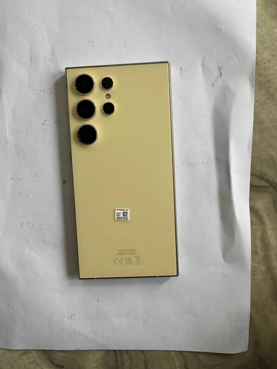Mobile phone - Image 1