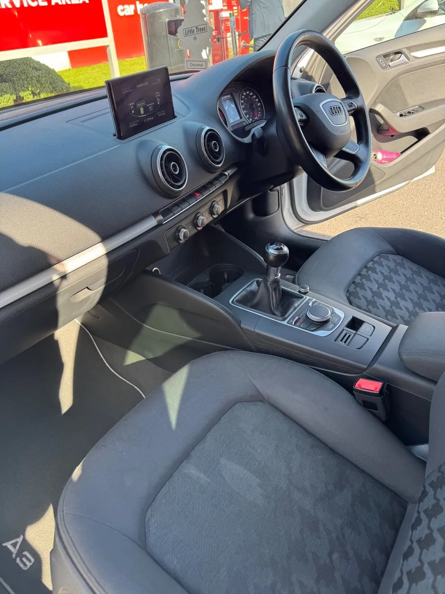 Audi A3 2016 - Image 3