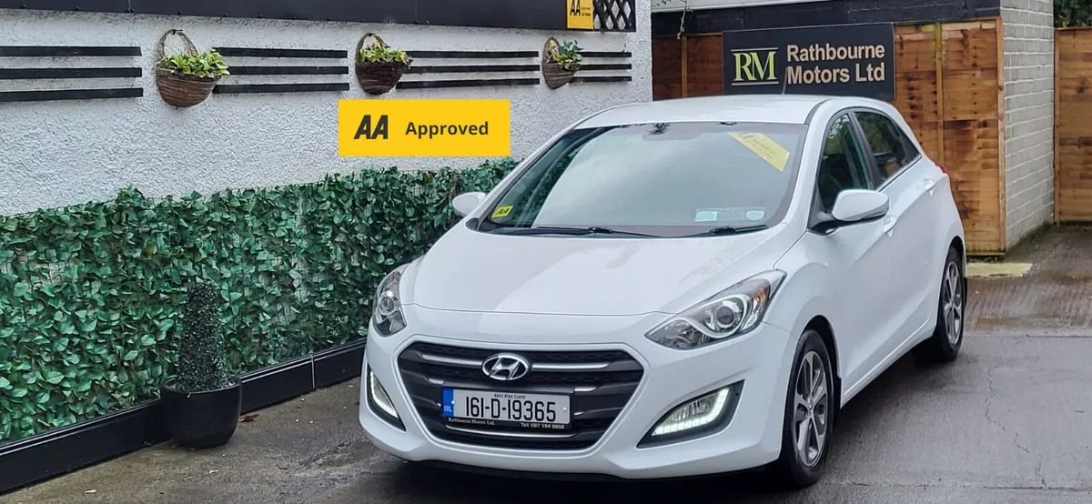 Hyundai i30 2016 Diesel 1.6 Deluxe (One owner) - Image 1