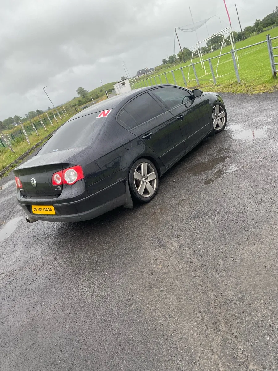 Car - Image 3