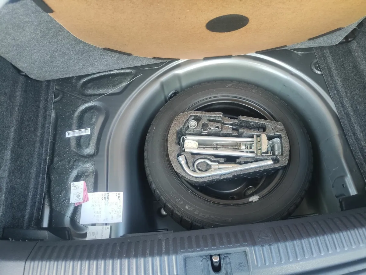 Volkswagen Polo. DSG automatic transmission - Image 2