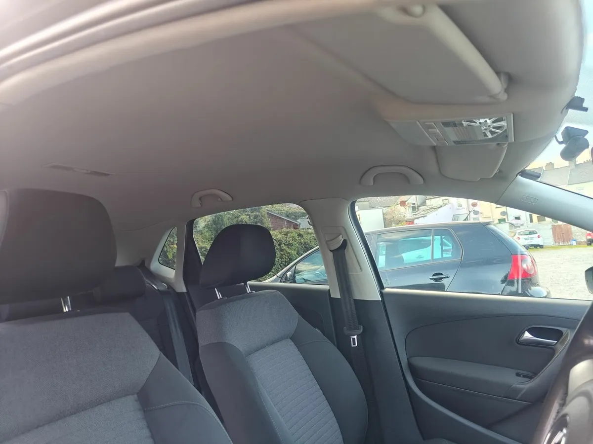Volkswagen Polo. DSG automatic transmission - Image 3