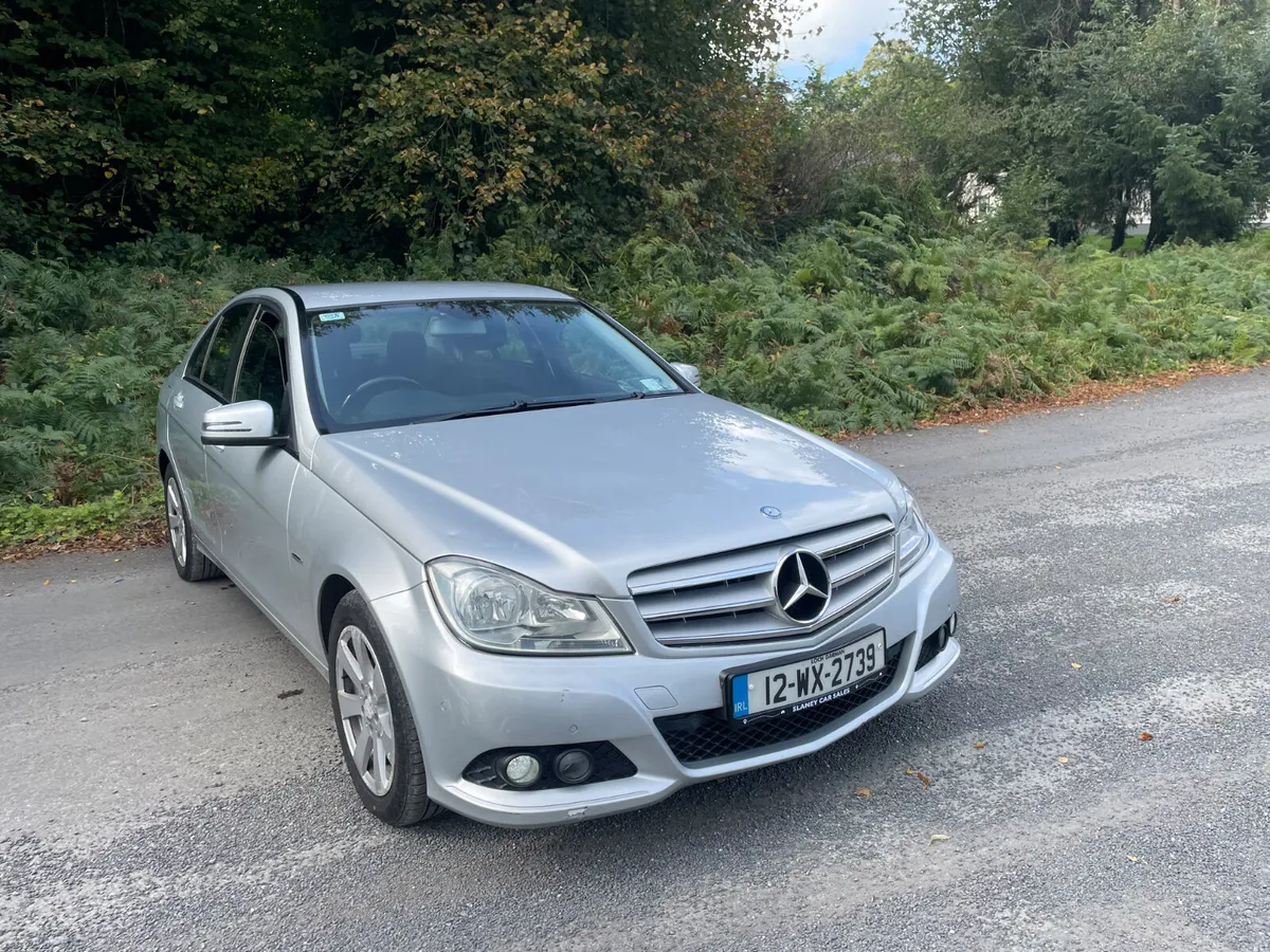 Mercedes-Benz C-Class 2012, automatic - Image 1