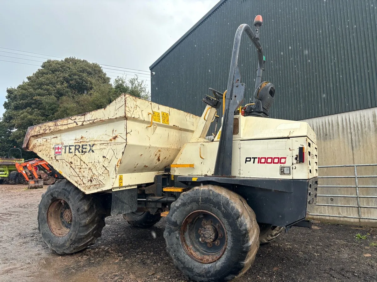 NO VAT Skip Dumper site - Image 4
