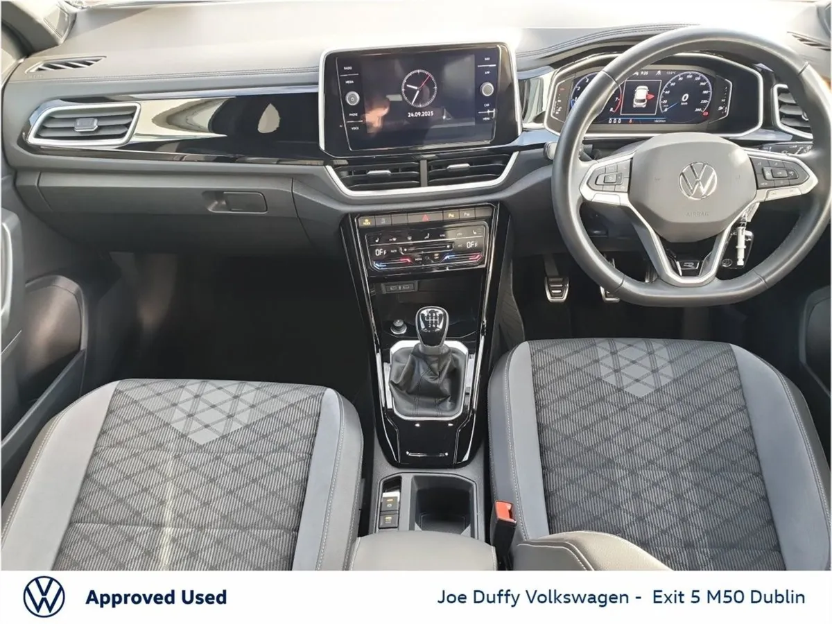 Volkswagen T-Roc 1.0 TSI 110HP R-line - Image 3