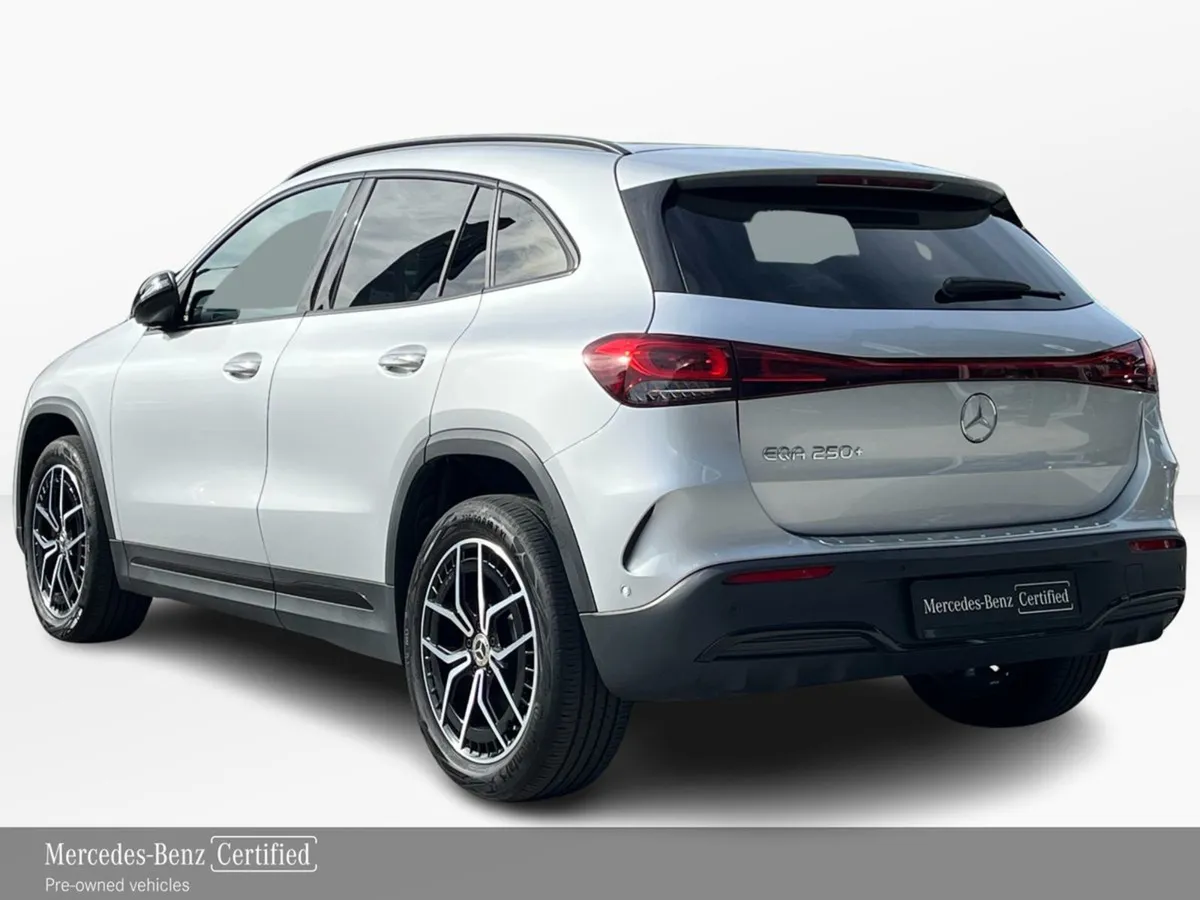 Mercedes-Benz EQA 250  AMG Line Electric Compact - Image 4