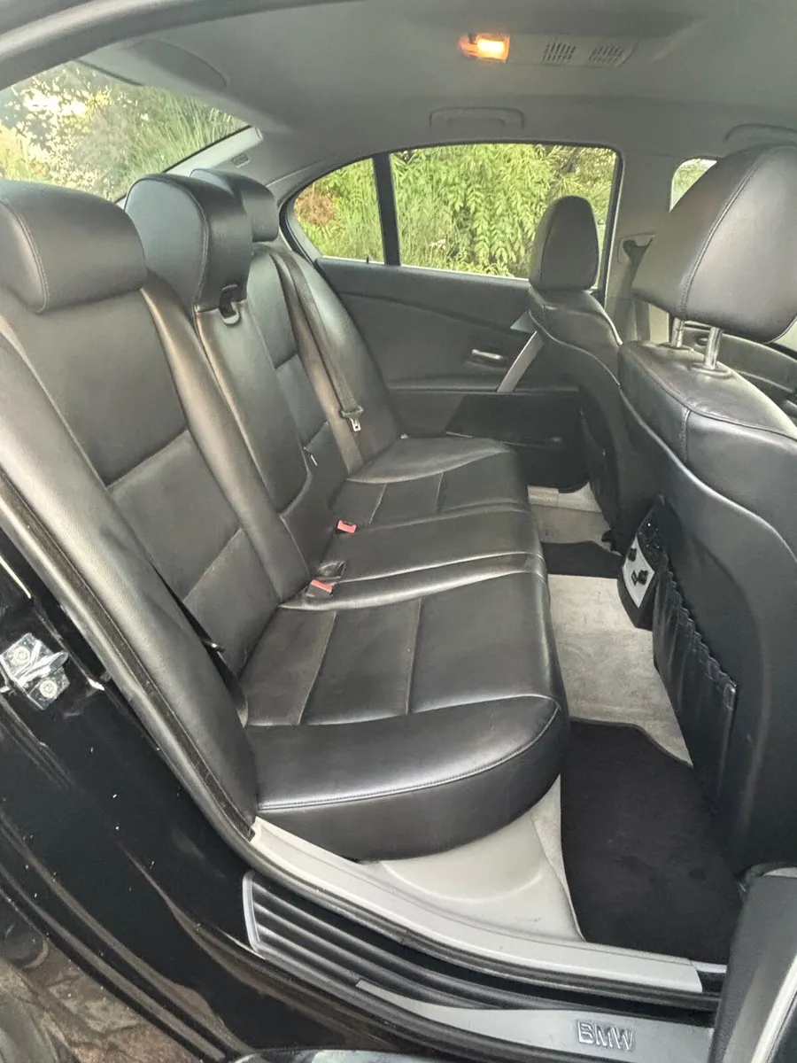 BMW 5-Series 2006 - Image 4