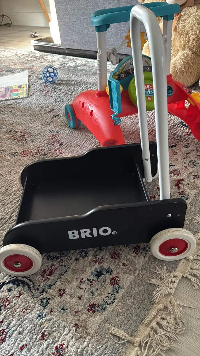Baby walker - Image 1