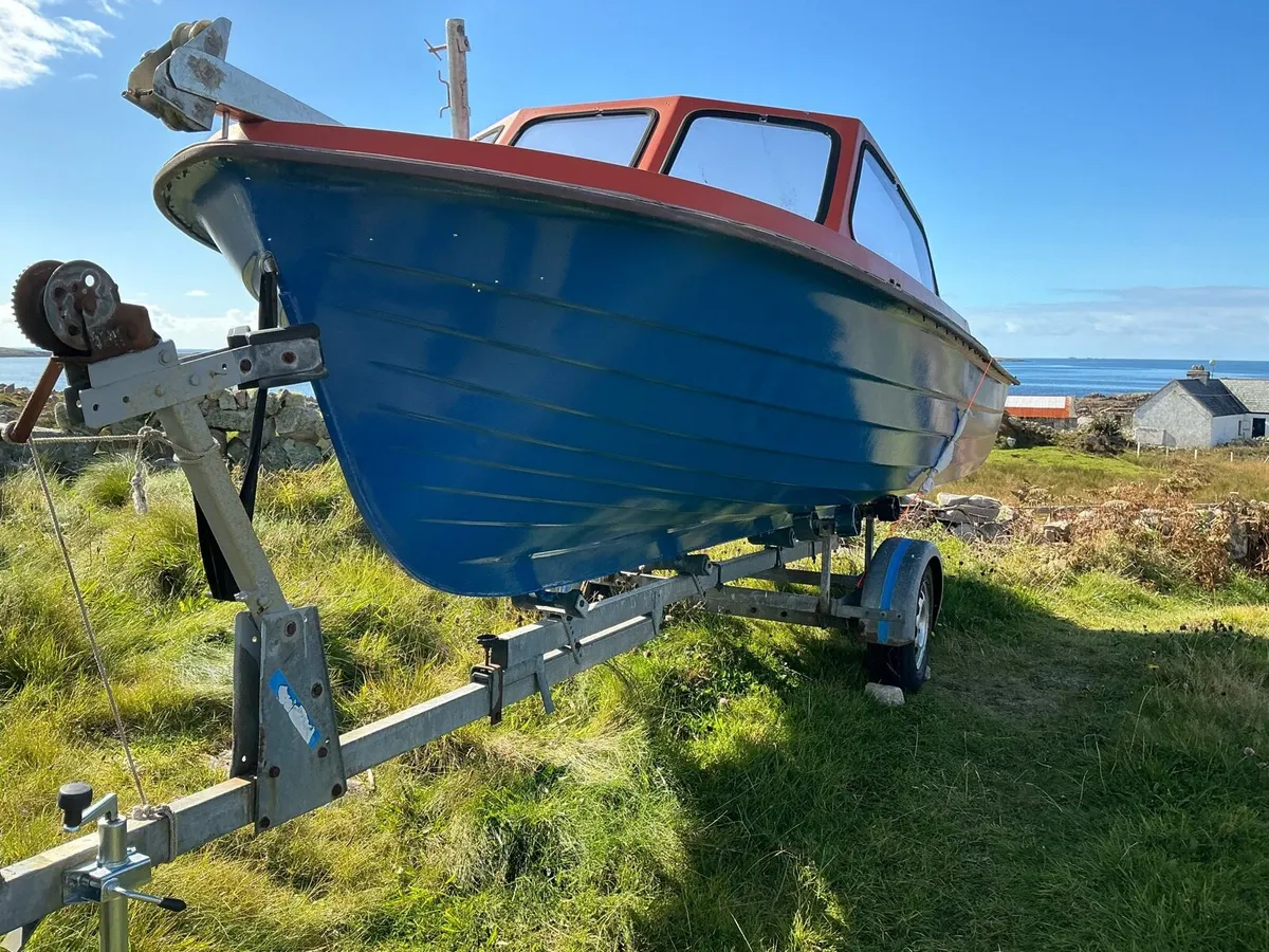 18 ft boat - Image 1