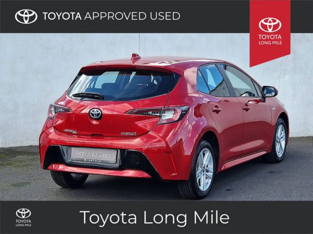 Toyota Corolla 1.8 Hybrid Luna 5dr - Image 3