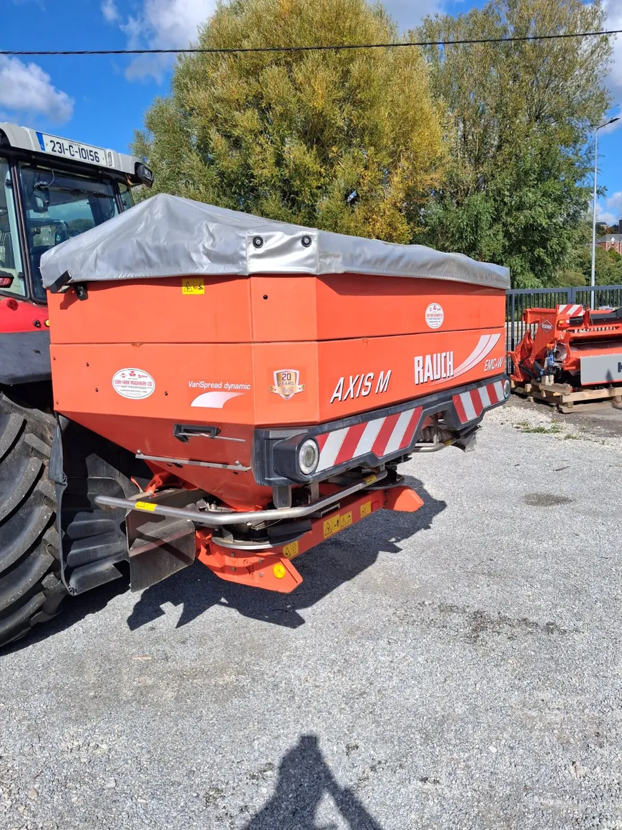 Rauch Axis 30.2 Varispread Fertiliser Spreader - Image 4