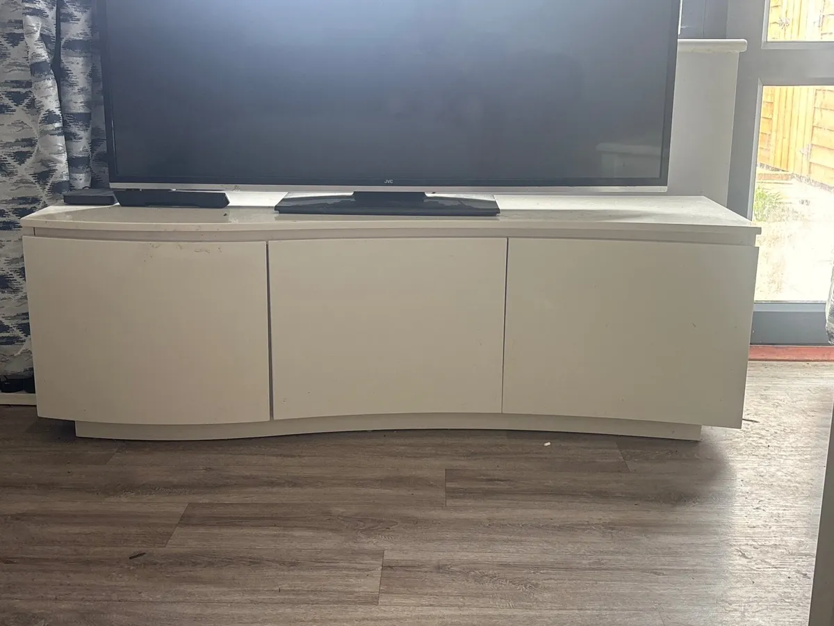Tv unit - Image 2