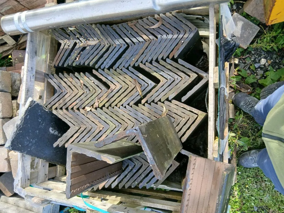 Clay ridge caps - Image 4