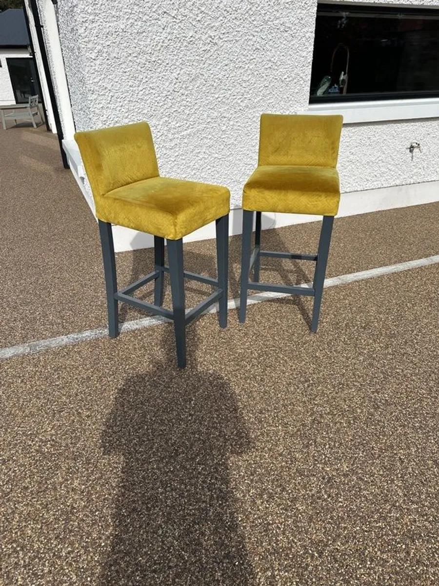 High/bar Chairs - Image 1
