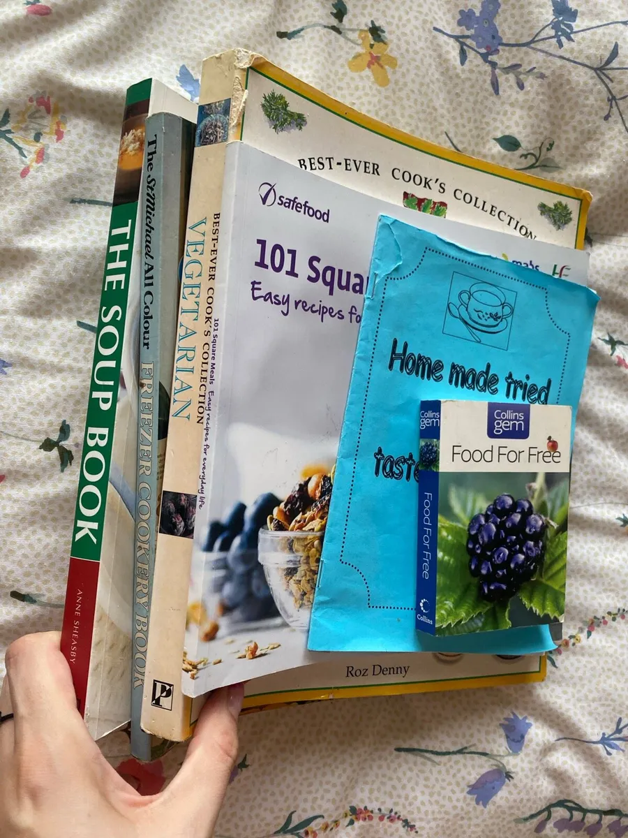 Cook books - Image 1