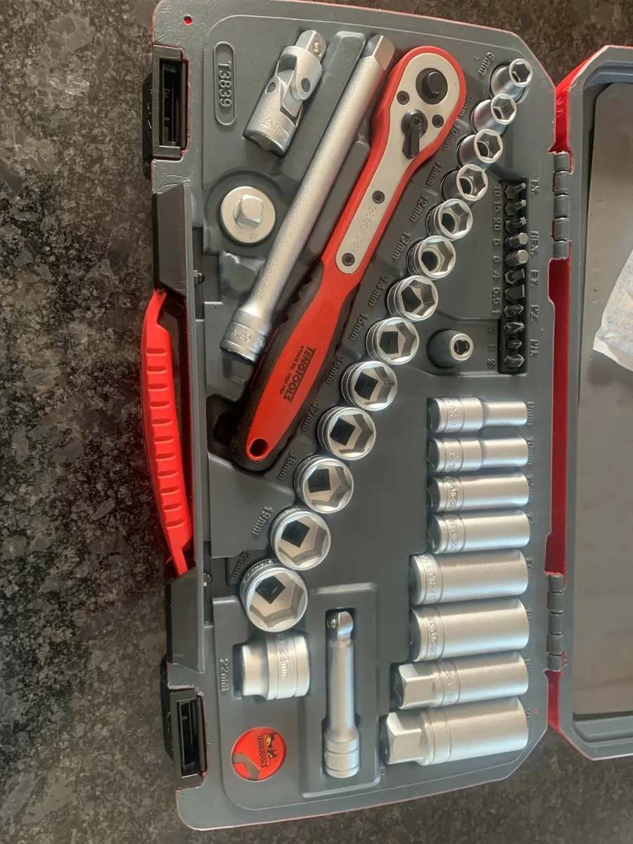 TengTool 3/8" Drive socket Set 39 Piece - Image 4