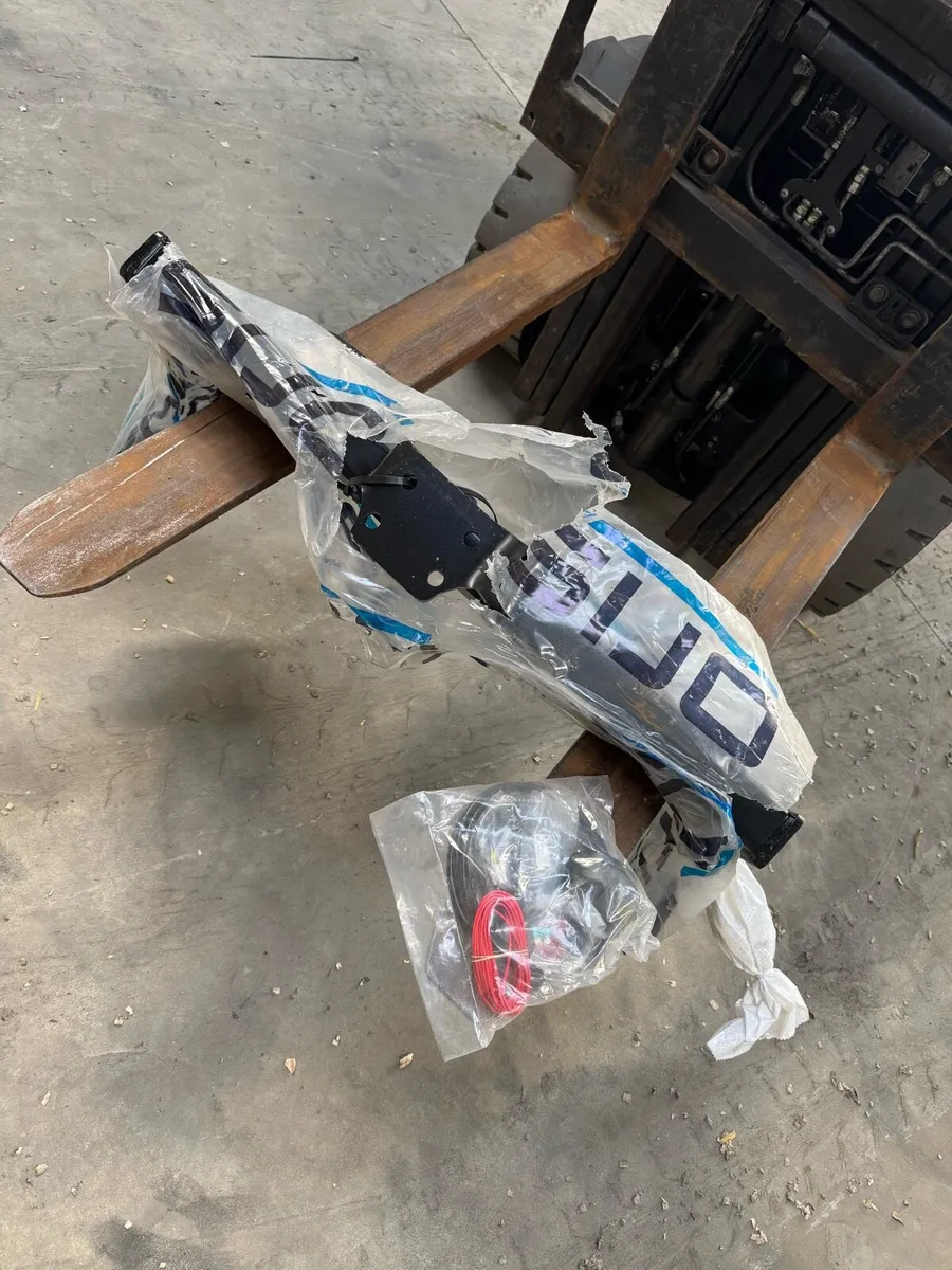 Mercedes Sprinter Towbar (NEW)