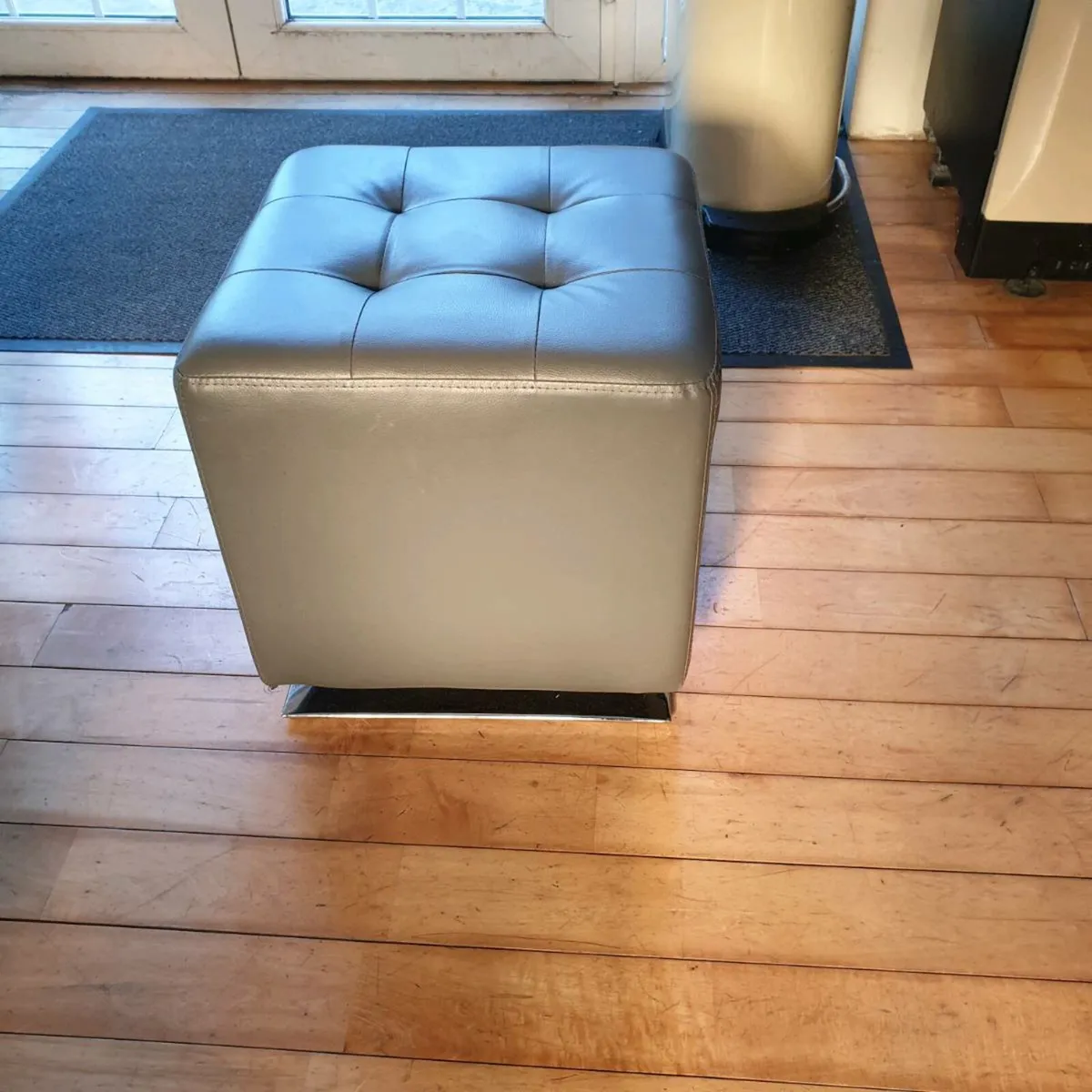 Grey leather footstool - Image 2