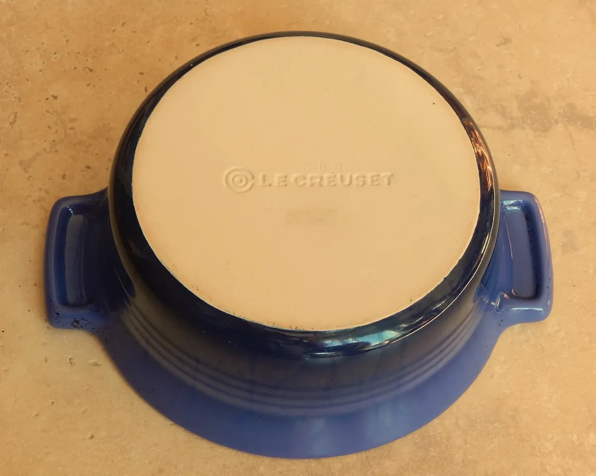 Le Creuset Cast Iron Enamel Ovenware Dish - Image 4