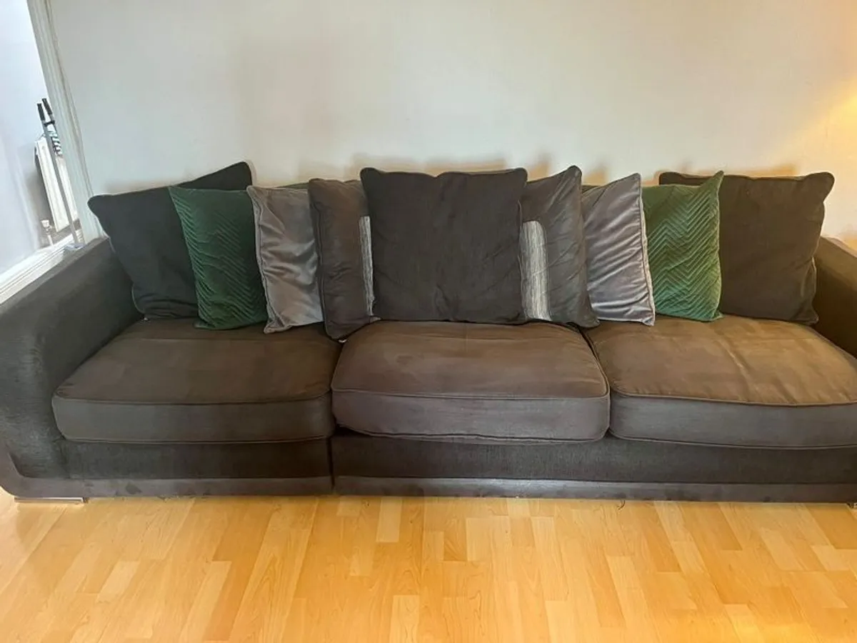 sofa - Image 1