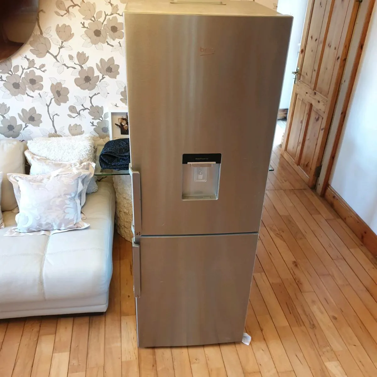 Fridgefreezer - Image 1