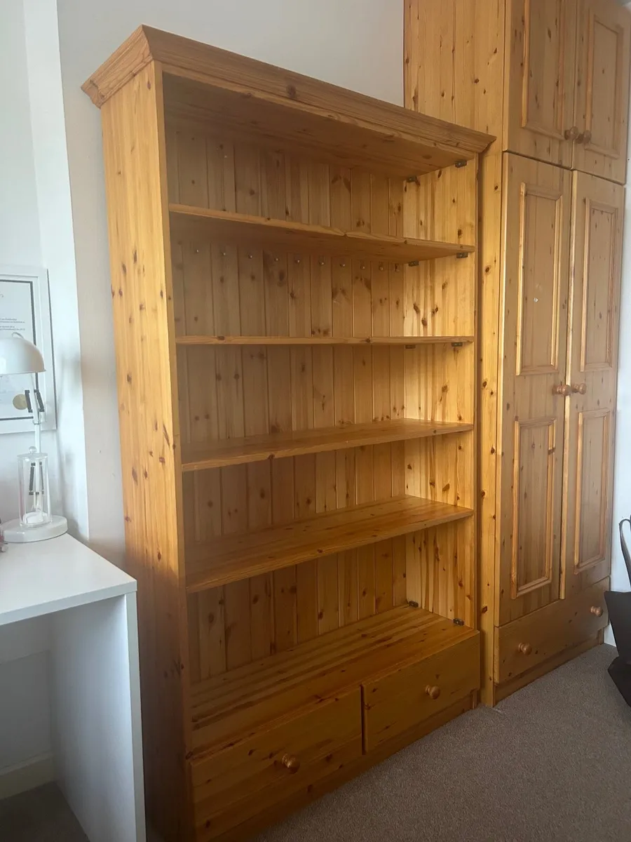 Bookcase / Shelf Unit - Image 1