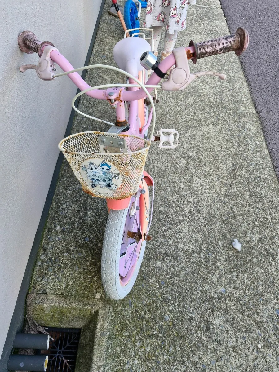 Kids bike free to take - Image 2