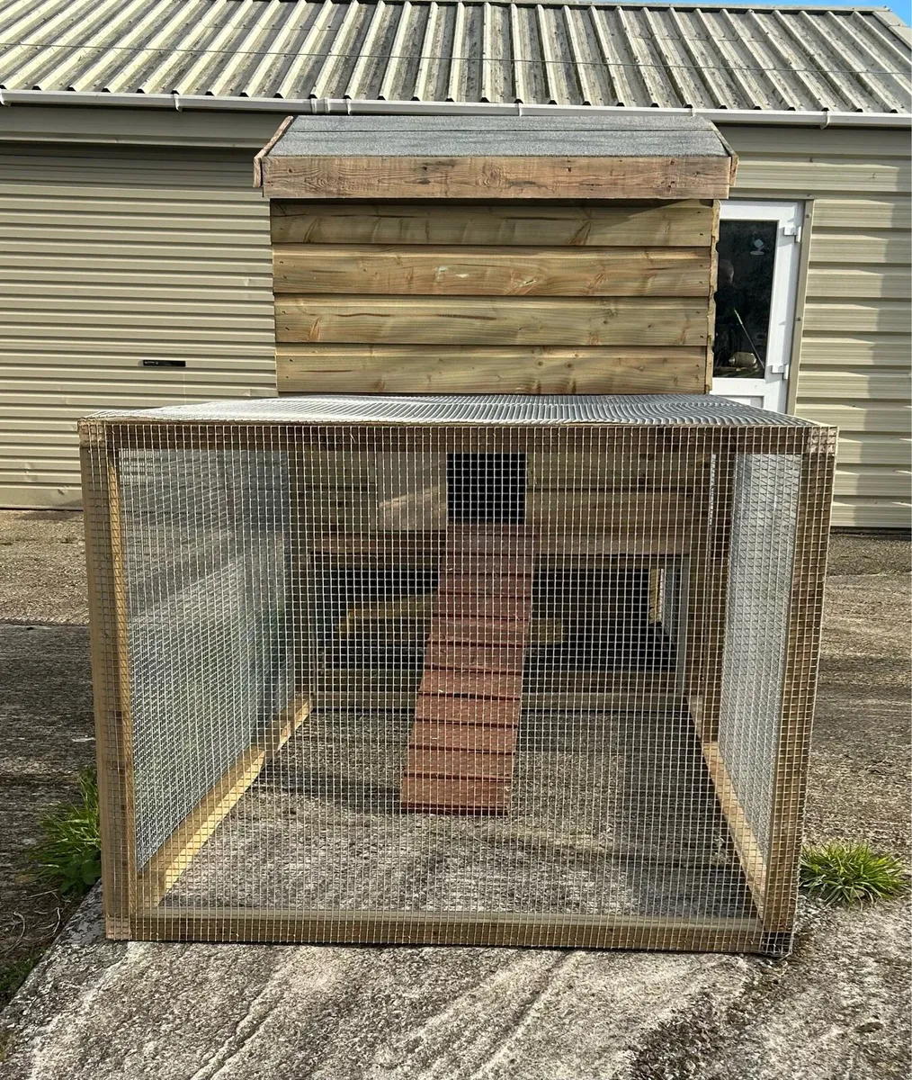 Chicken Coop - Image 2